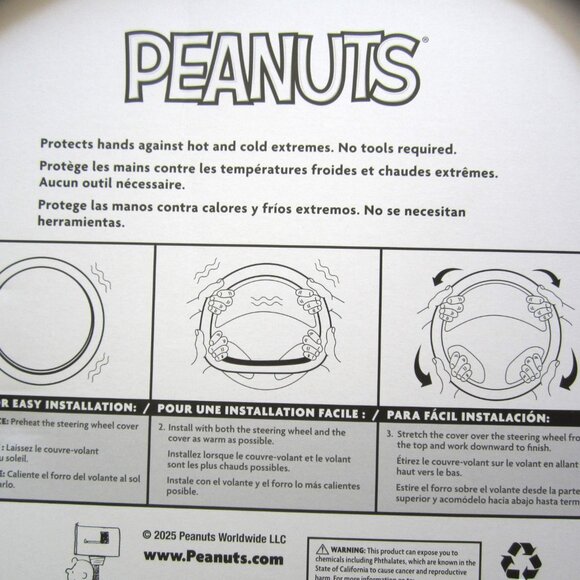 Snoopy Peanuts Black & White Steering Wheel Cover - Picture 6 of 6